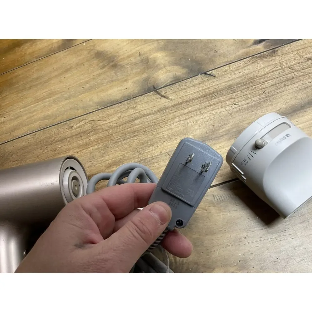 Shark Hyper Air IQ Hair Blow Dryer HD112 31